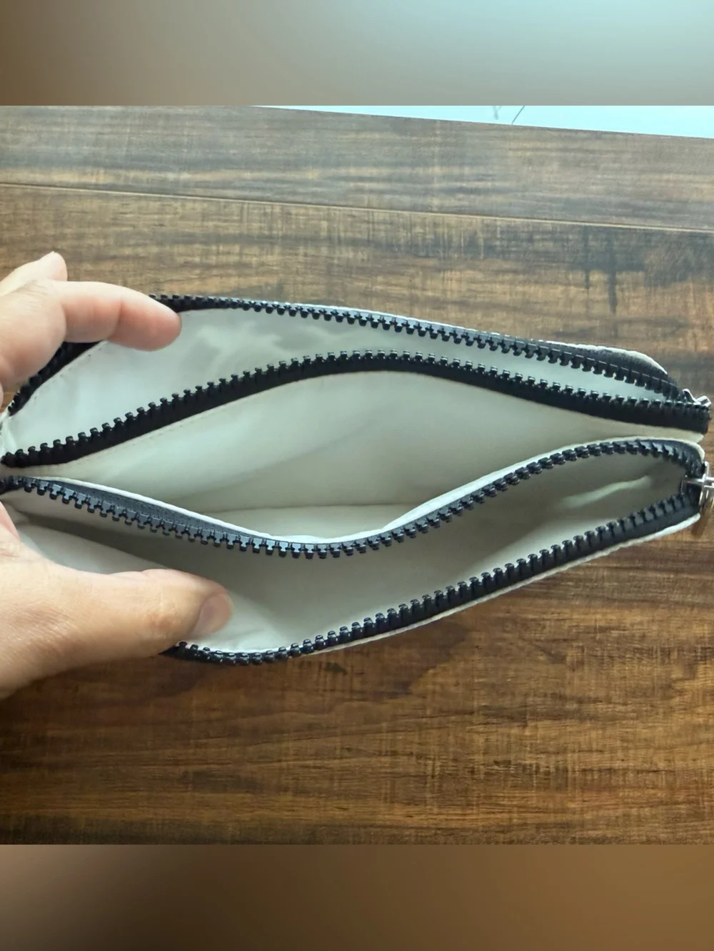 Lululemon Newspaper Print Double Zip Wristlet Pouch White Black